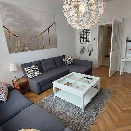 Apartment Tichy By Interhome เวียนนา ภายนอก รูปภาพ